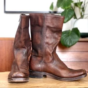 Frye Heath Outside Zip, size 10